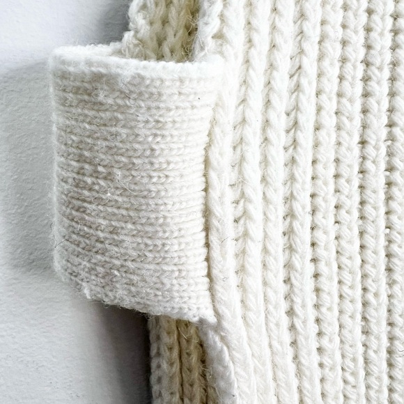 StilEstro Italy ivory cowl neck wool alpaca blend open side sleeveless sweater - Picture 11 of 14